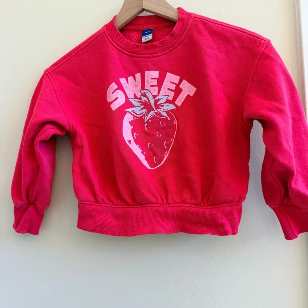 Old Navy Kids Red Strawberry Sweatshirt girls size 5/XS - Picture 1 of 4